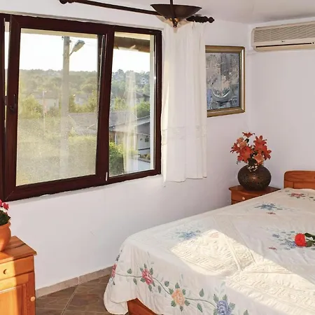 Three-bedroom Holiday In